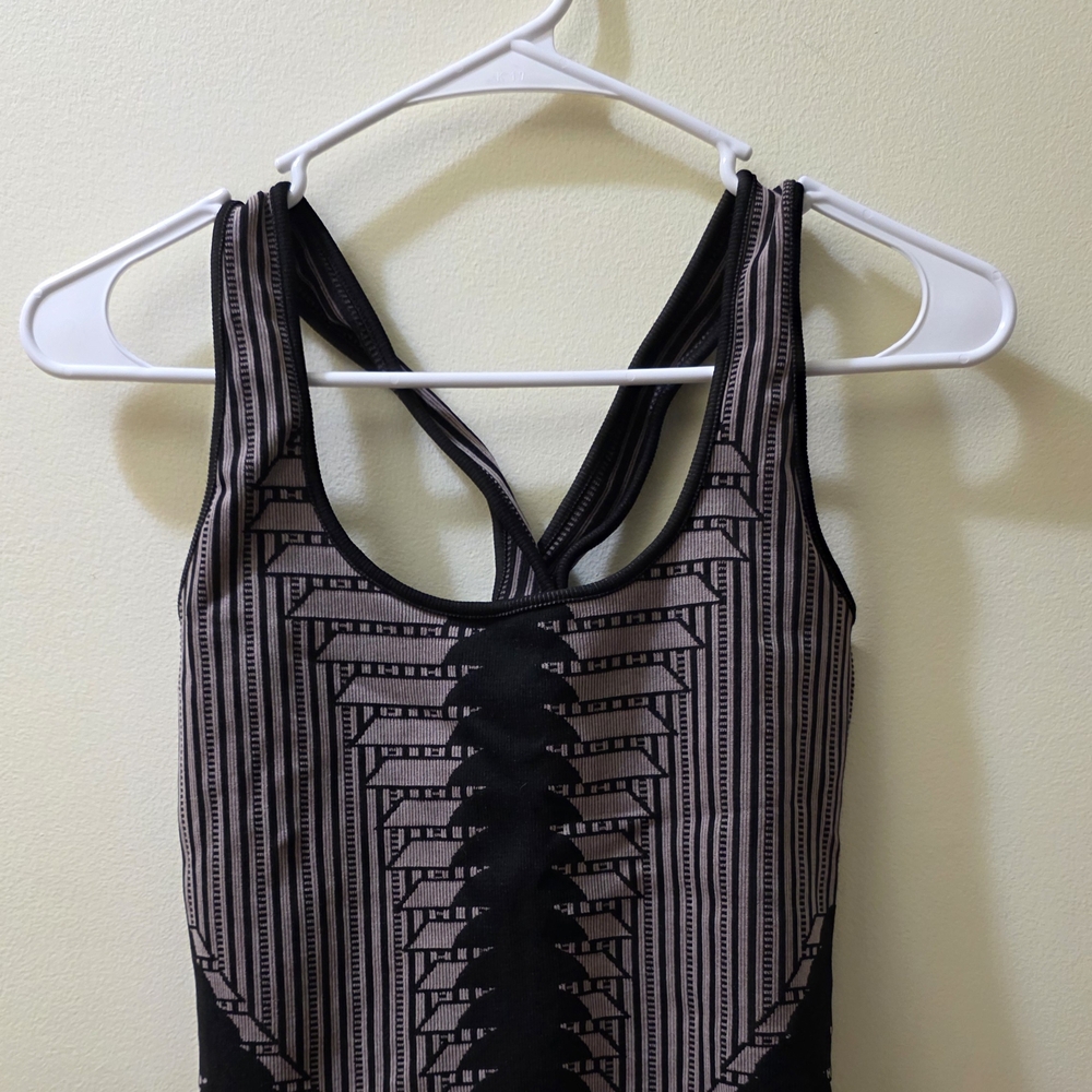 Black and Tan Women's Crop Top